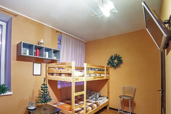Room 21 of 35