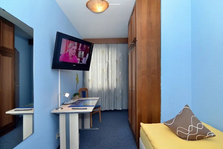 guest_rooms