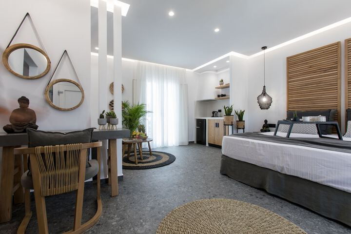 Room 13 of 62