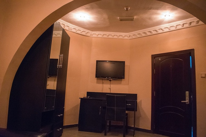Room 14 of 57