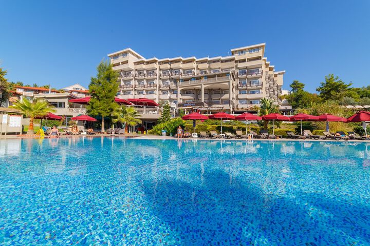 Pool Hotel