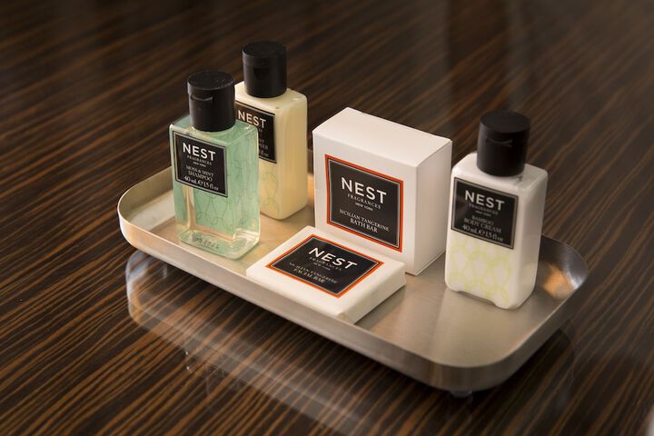 Bathroom amenities