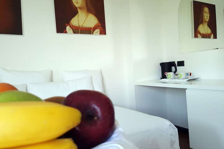 Room 19 of 87