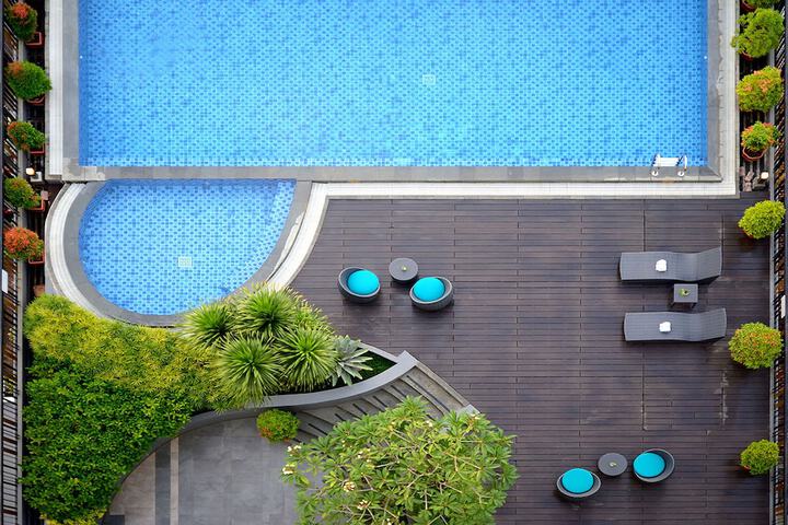 Pool 52 of 92