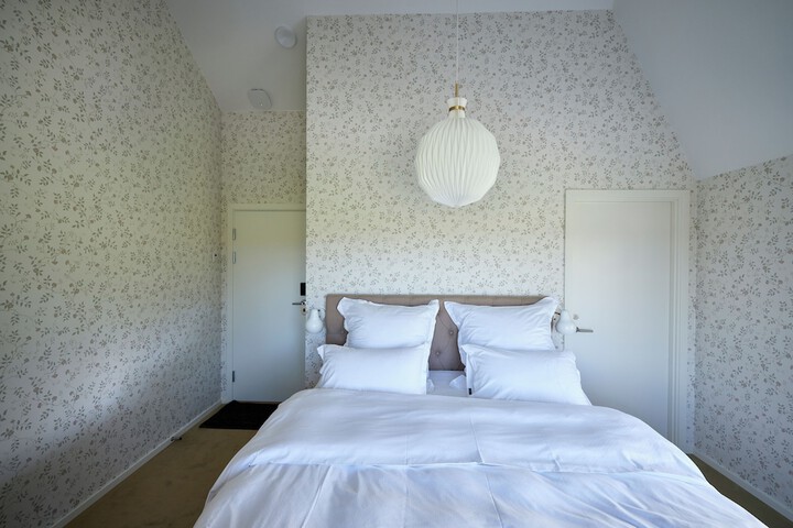 Room 45 of 79