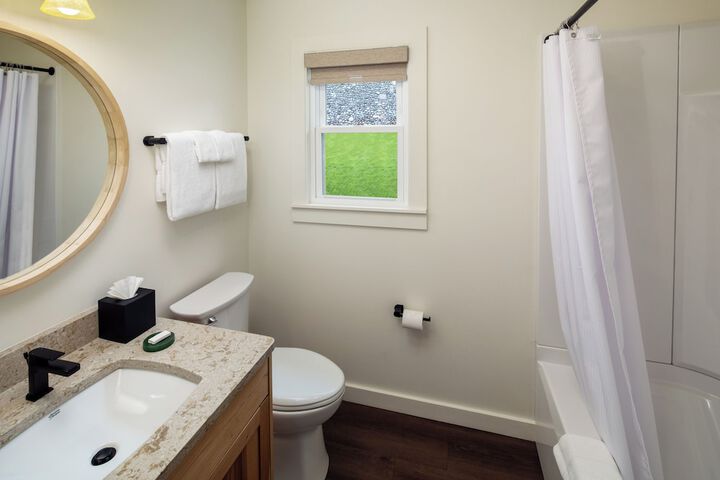 1 Bedroom Lodge Suite Double Bed Main Building (6 of 13)