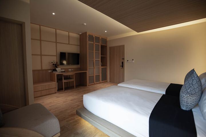 Room 14 of 67