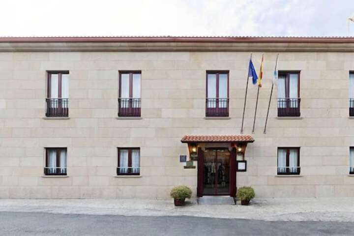 Hotel O Desvío