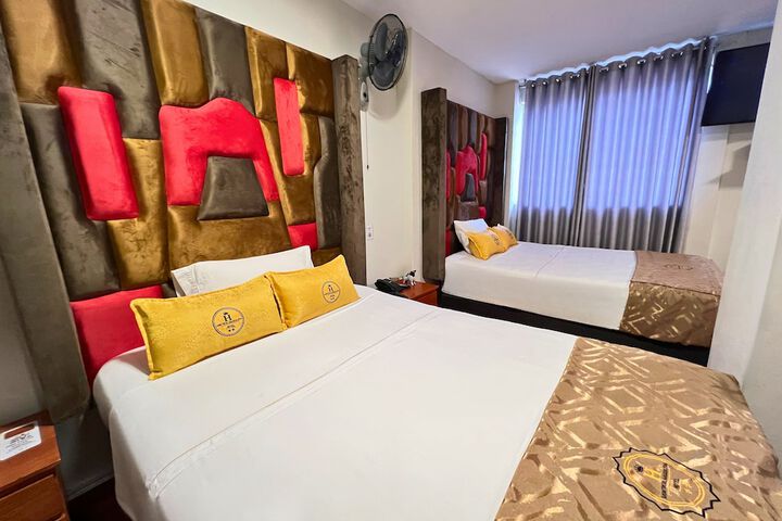 Room 10 of 81
