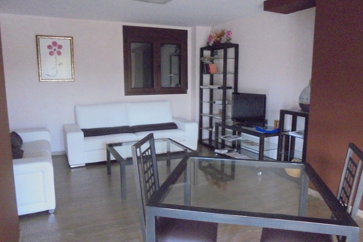 Room 2 of 4