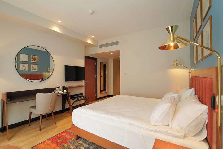 Room 16 of 75