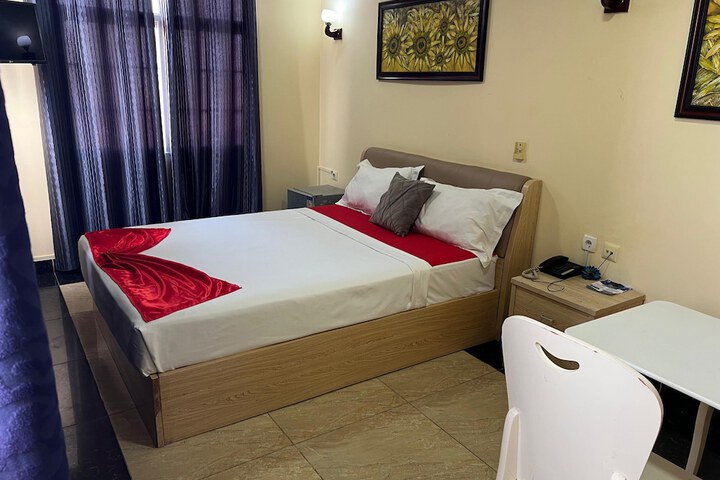 Room 55 of 151
