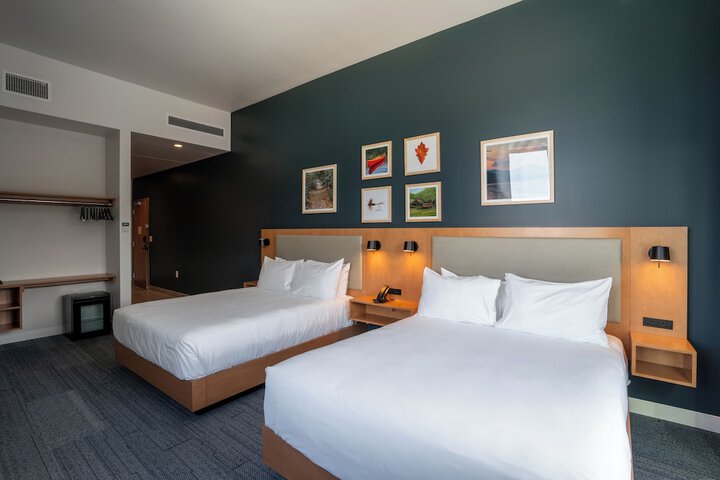 Room 13 of 49