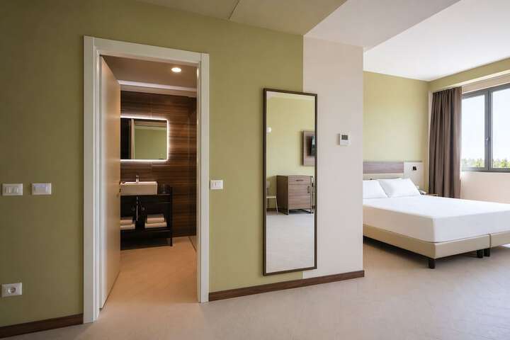 Room 20 of 59