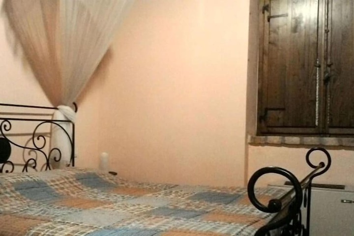 Room 13 of 68