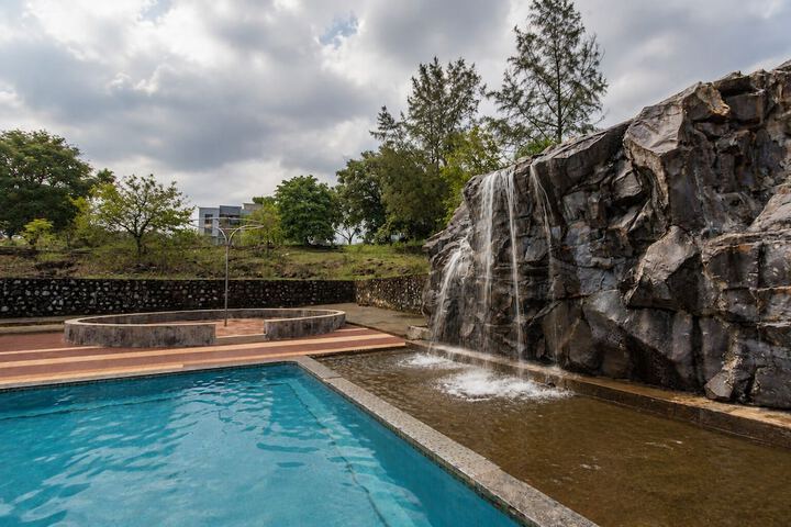 Pool 46 of 88