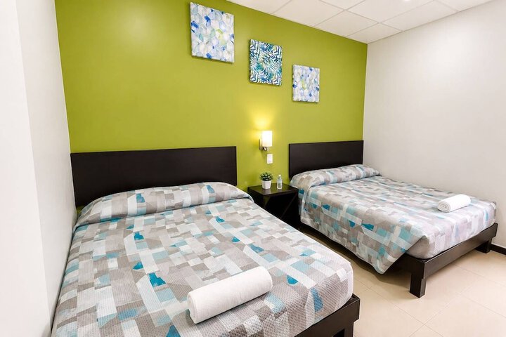 Room 9 of 15