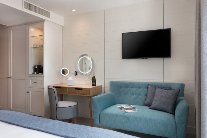 Room 10 of 57