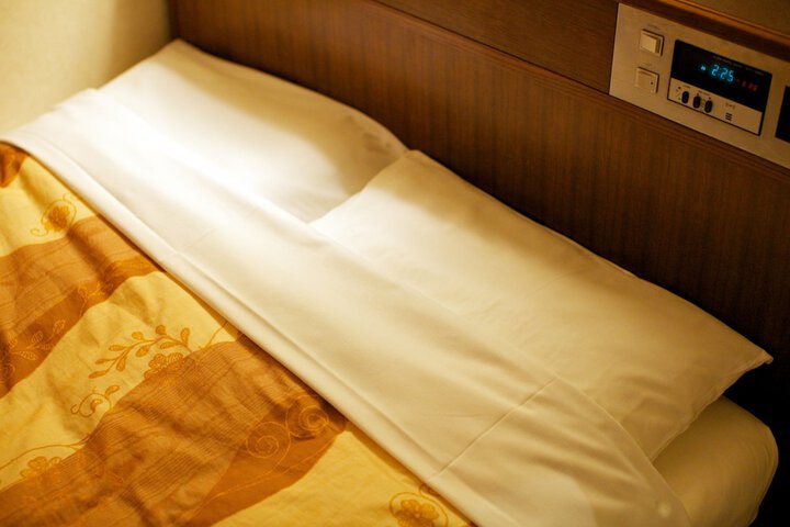 Room 5 of 34