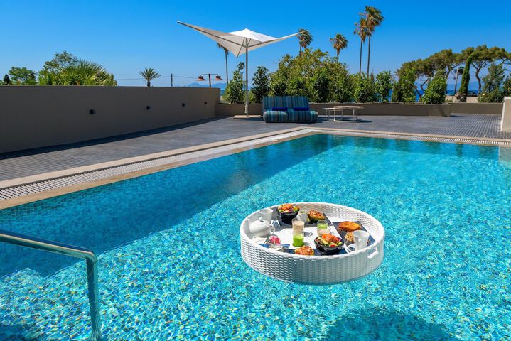 Pool 145 of 295