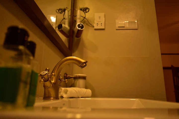 Room 7 of 41