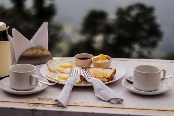 Breakfast/Coffee Service 23 of 28
