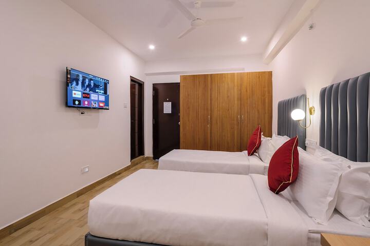 Room 22 of 48