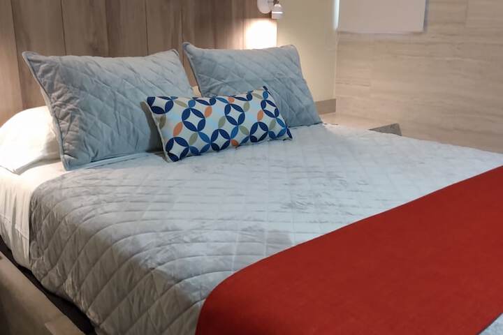 Room 3 of 23