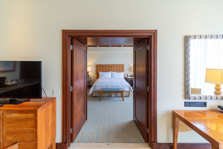 Room 13 of 164