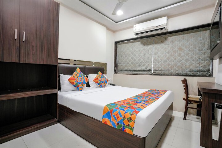 Room 30 of 54