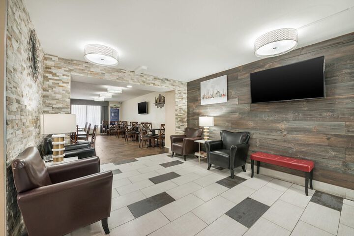 Guest Lobby