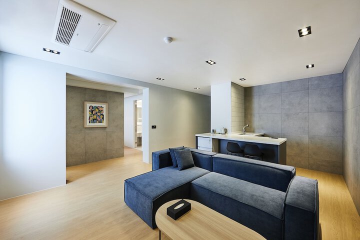 Room 11 of 41