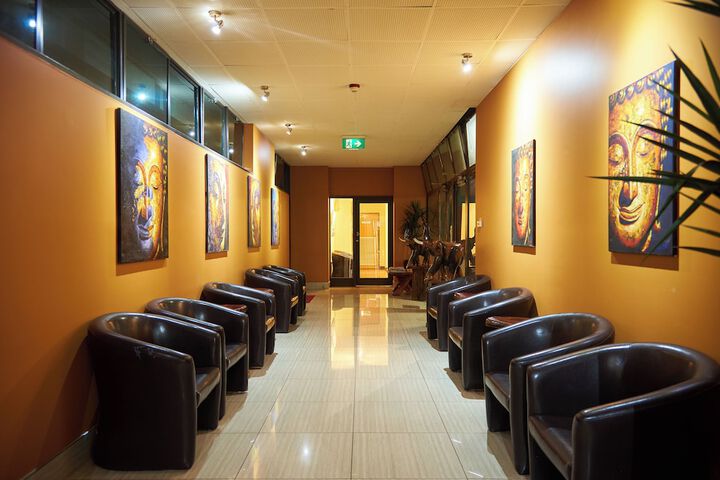 Room 8 of 27