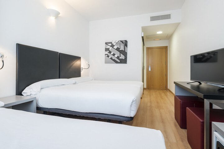 Room 14 of 46