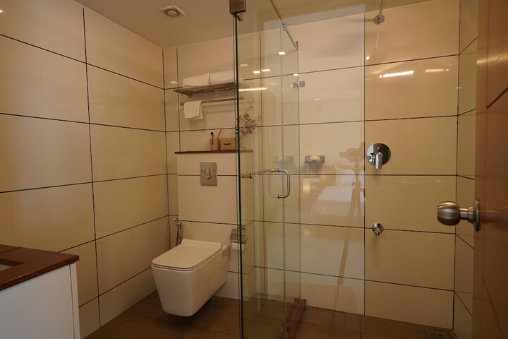 Room 40 of 209