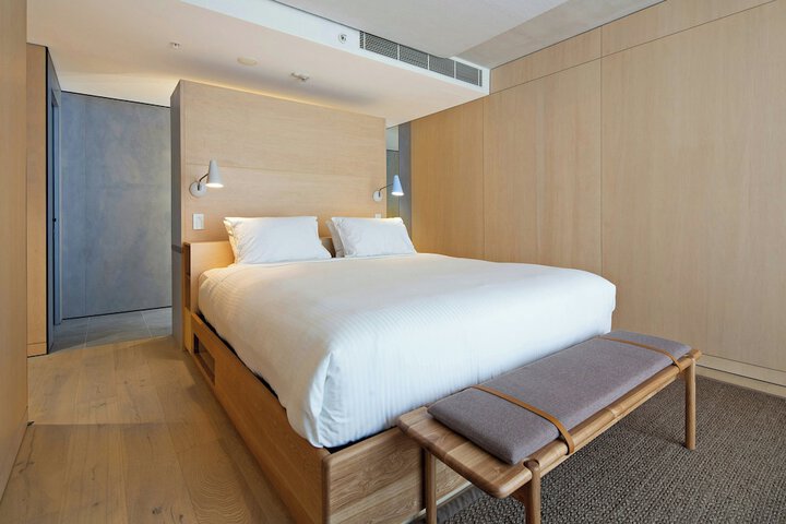 Room 127 of 308