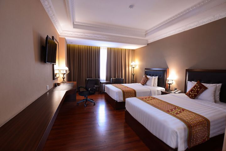 Room 14 of 73