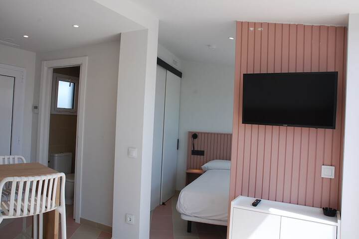 Room 9 of 20