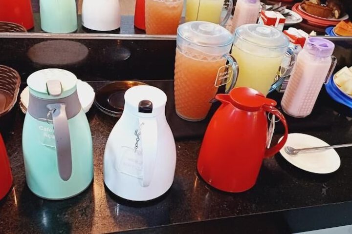 Breakfast/Coffee Service 47 of 50