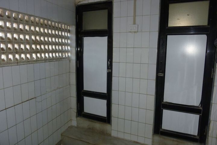 Room 10 of 15