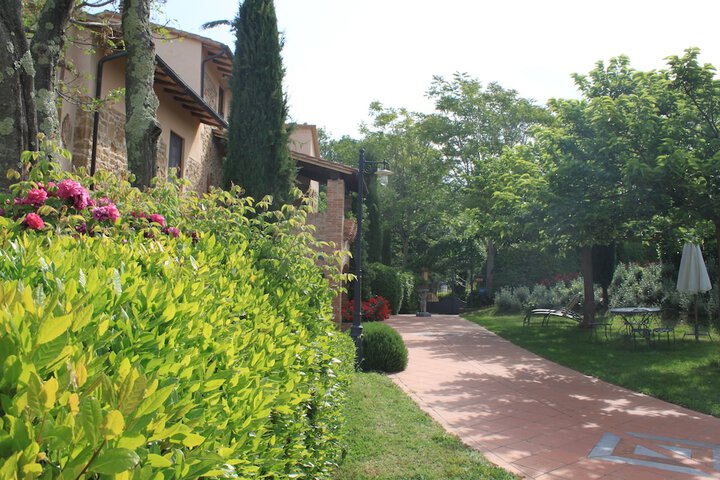 Hotel Exterior 64 of 82