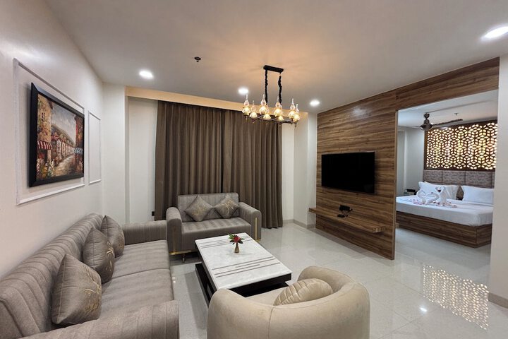 Room 14 of 42