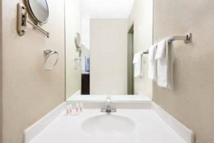Guestroom Pic