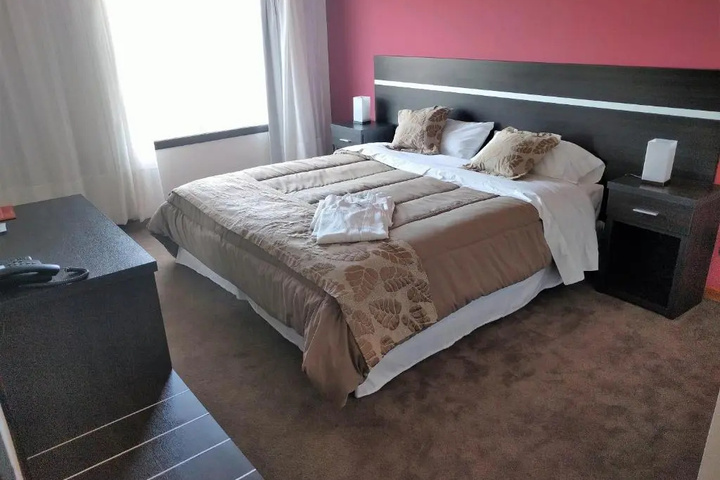 Room 2 of 14