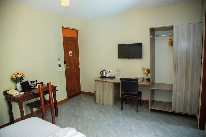 Room 50 of 121