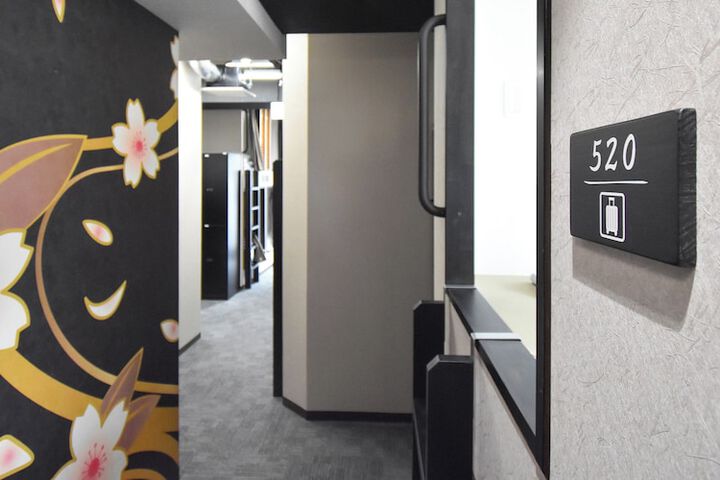 Ballroom/Hall 77 of 88