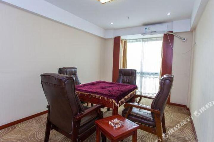 Dongliya Hotel