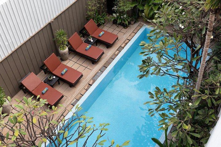 Pool 67 of 96