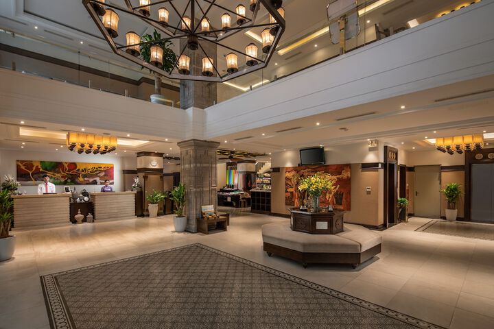 Hotel 9 of 72