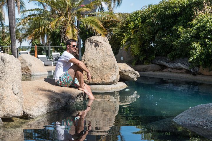 Pool 110 of 301